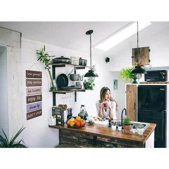 V Quality Motivational Rustic Sign - Multi-colored - Stay Positve, Dream Big... - Picture 10 of 12